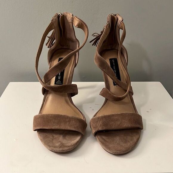 Steve Madden Women's Taupe Suede Strappy Stiletto High Heel Sandals Size 8.5M - Picture 2 of 10